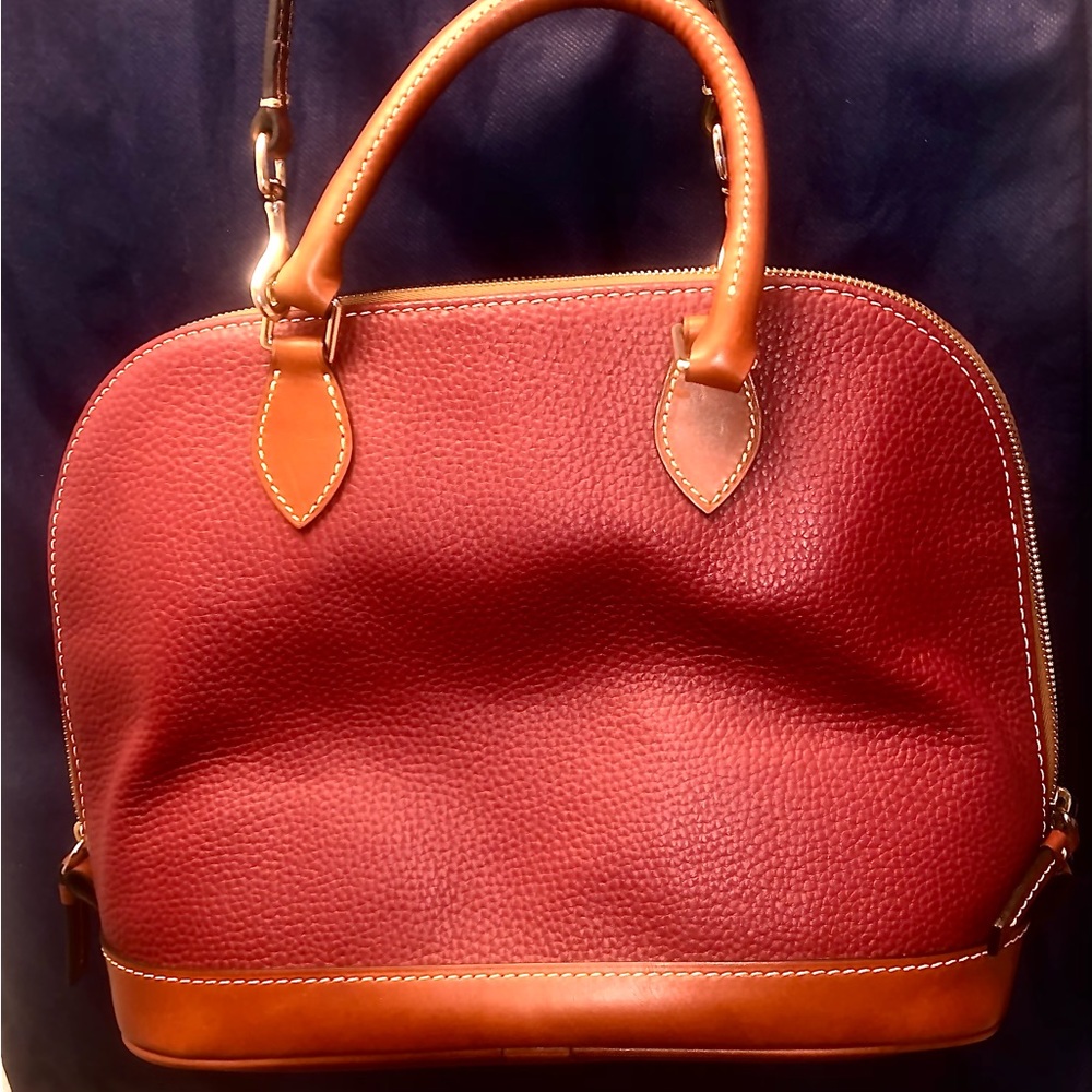 New Dooney & Bourke Pebbled Leather Purse - Picture 8 of 9